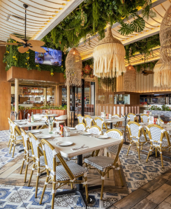 Fotografías de Lion Fish en Tijuana, restaurante de mariscos especializado en cocina de Baja California y sabores sinaloenses. Descubre sus tostadas, tacos, mariscos frescos, platillos de la casa y su terraza en Tijuana, Baja California. Un lugar ideal para disfrutar de mariscos, comida mexicana y bebidas en un ambiente agradable.