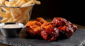 Norte Burgers en Tijuana, restaurante especializado en hamburguesas y comida casual, ideal para disfrutar de una comida con amigos o familia.